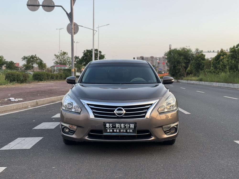 Nissan Teana