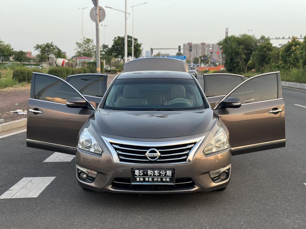Nissan Teana