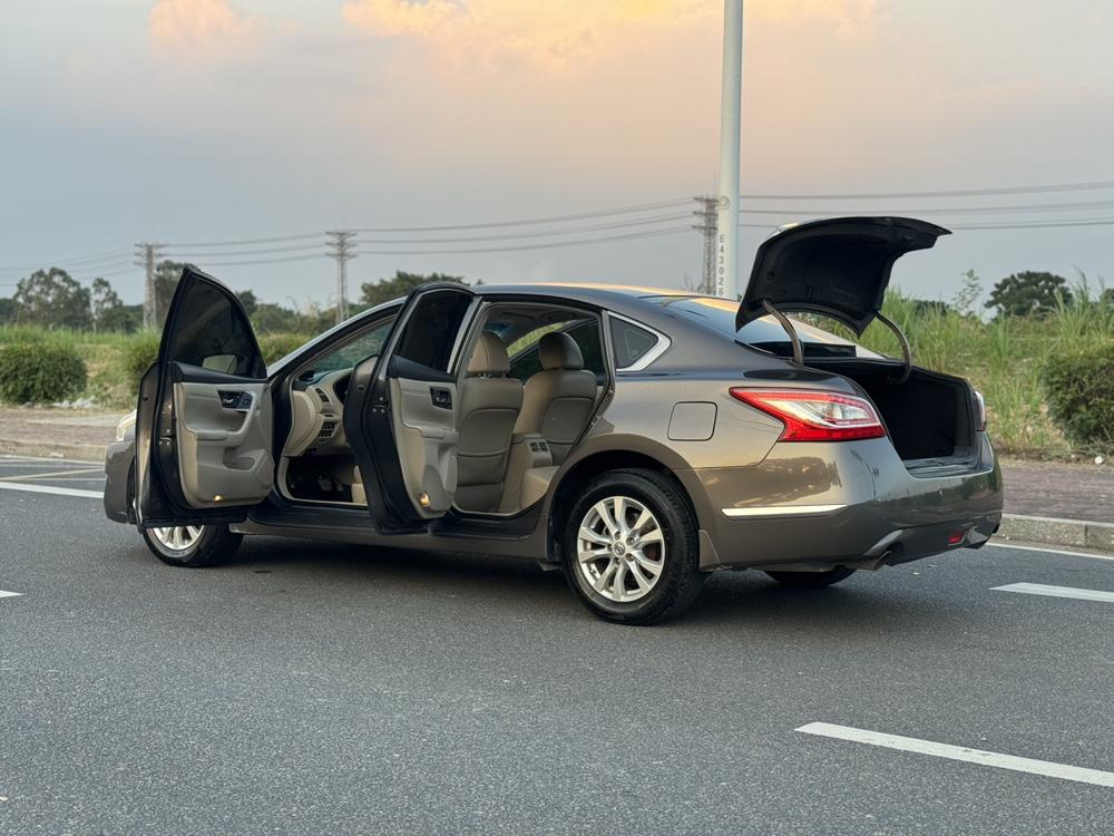 Nissan Teana