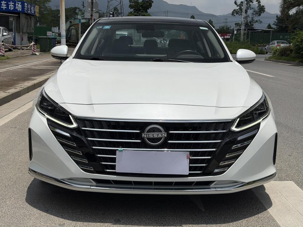 Nissan Teana