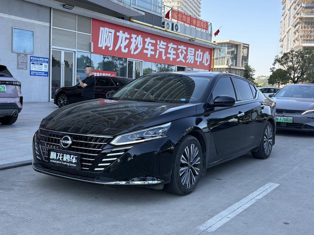 Nissan Teana