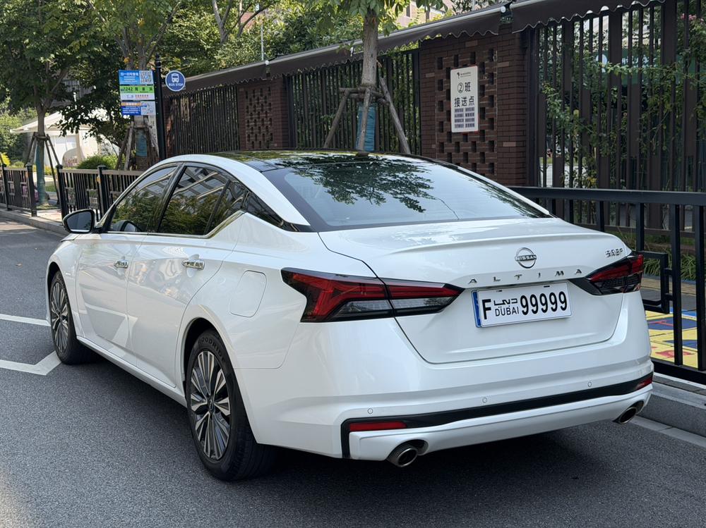 Nissan Teana