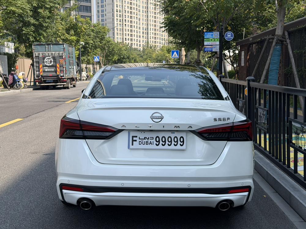 Nissan Teana