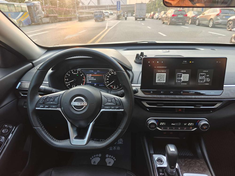 Nissan Teana