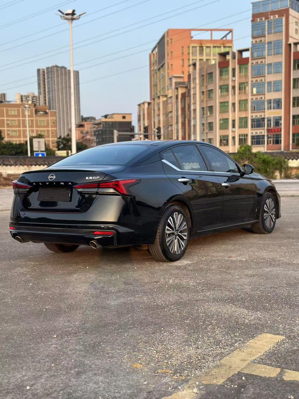 Nissan Teana
