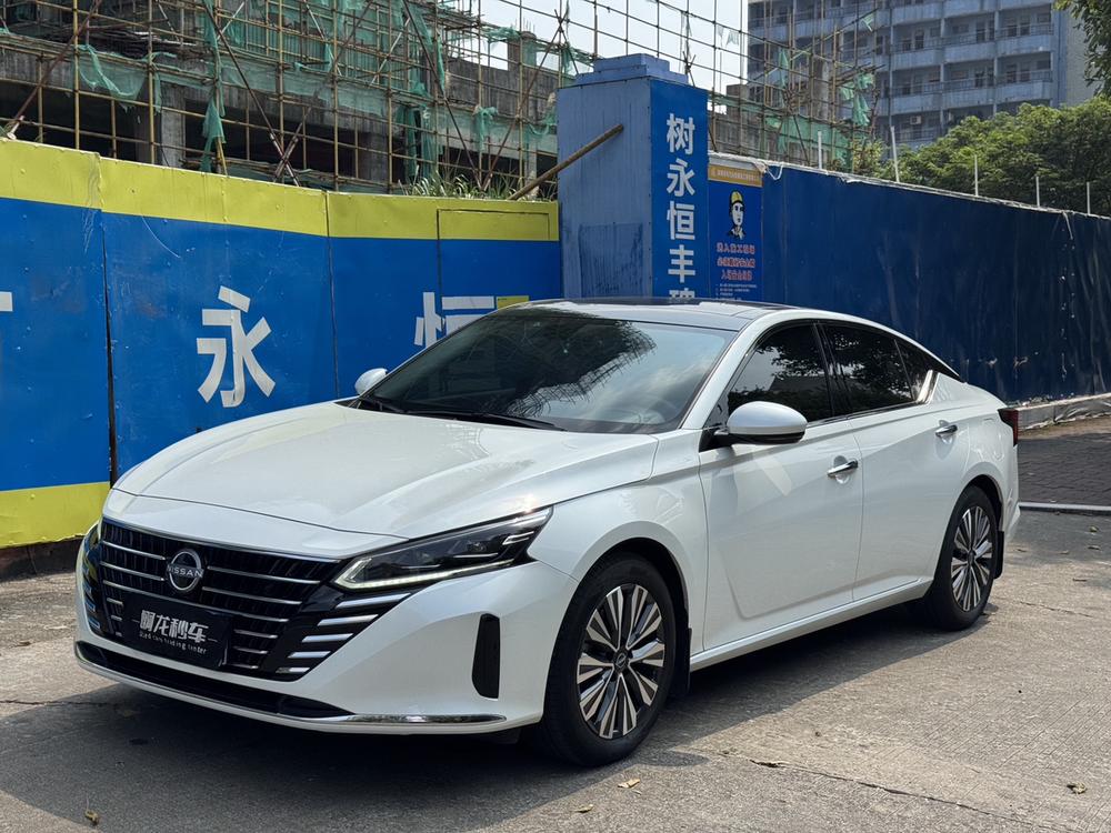 Nissan Teana
