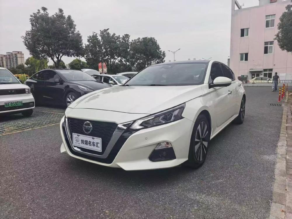 Nissan Teana