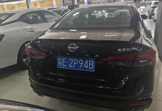 Nissan Teana