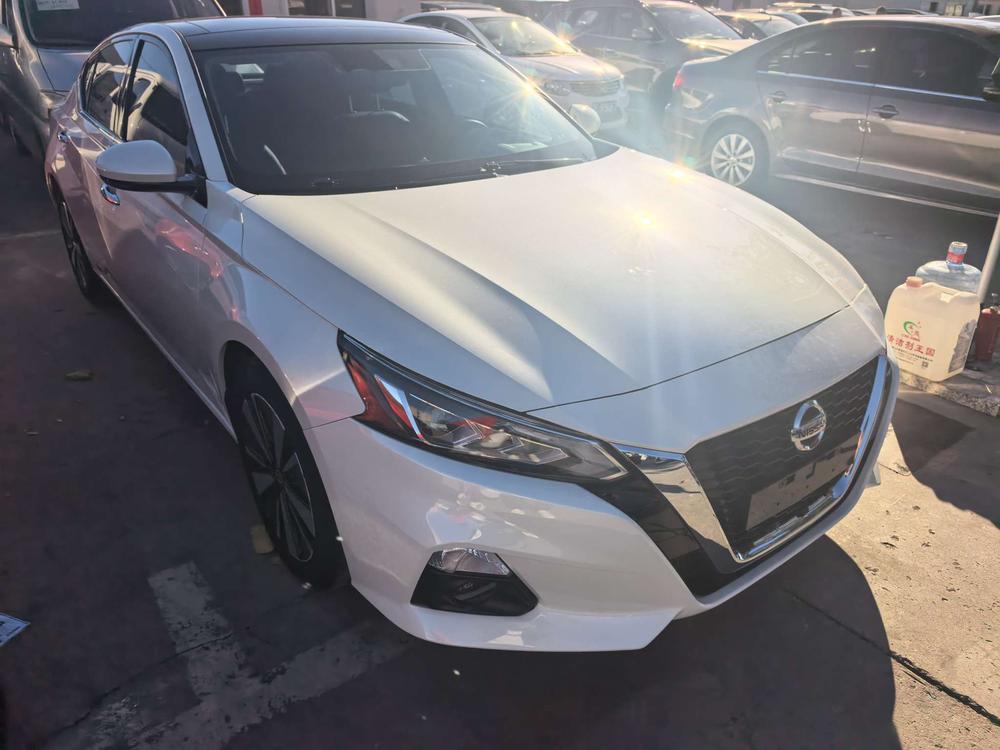 Nissan Teana