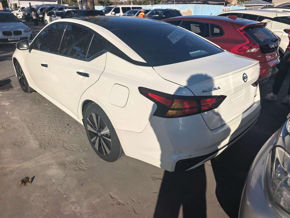 Nissan Teana