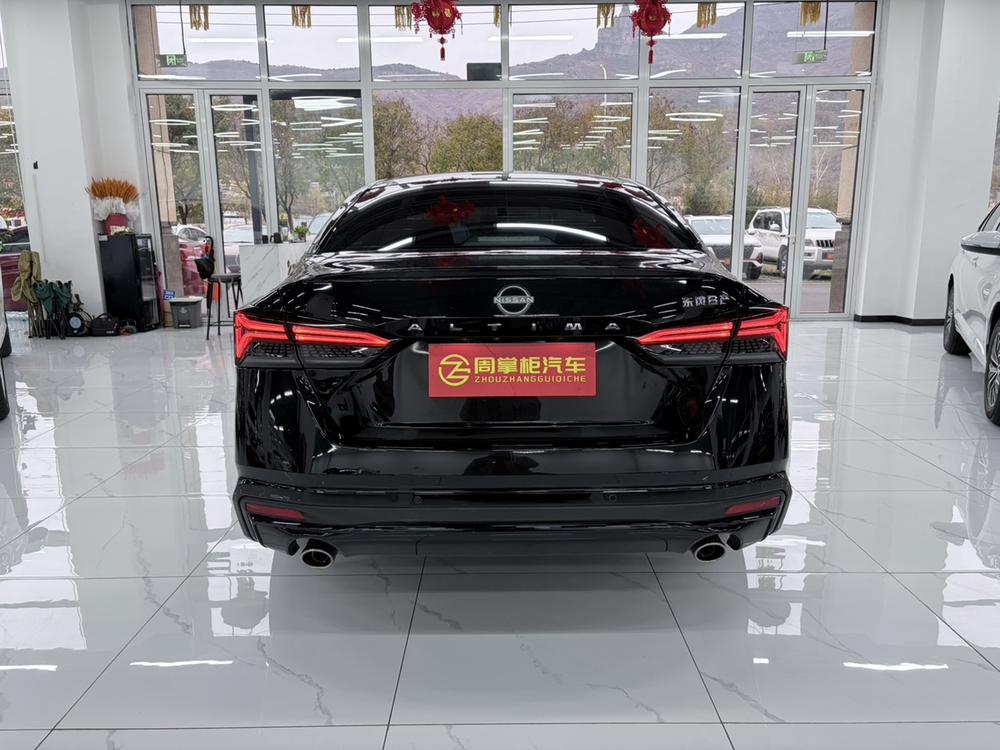 Nissan Teana