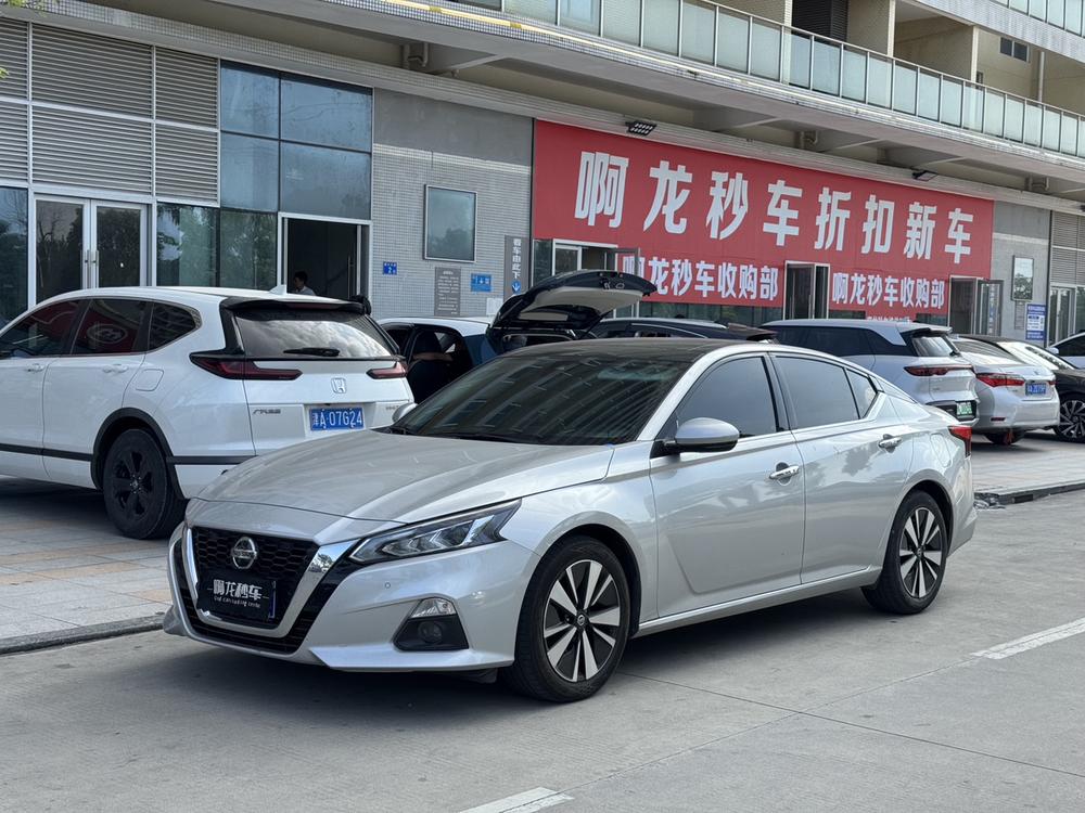 Nissan Teana