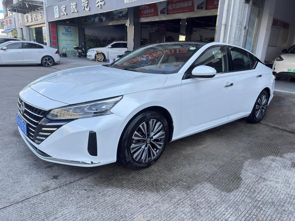 Nissan Teana