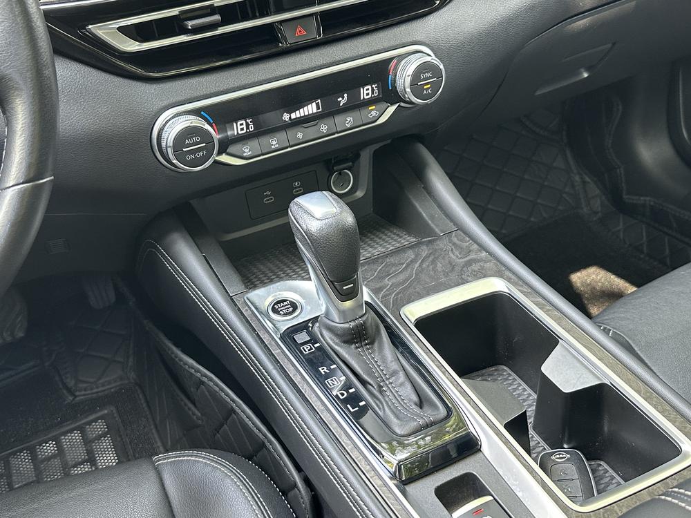 Nissan Teana