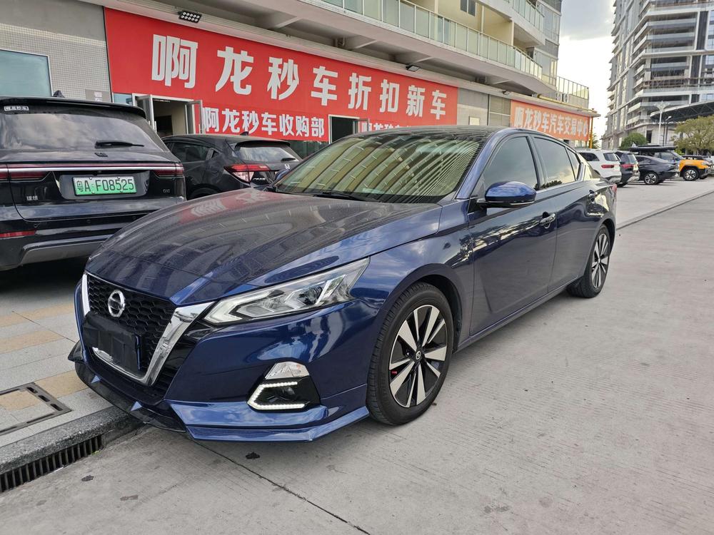 Nissan Teana
