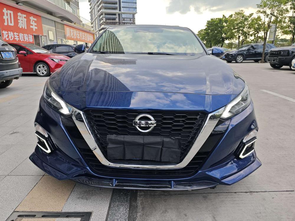 Nissan Teana