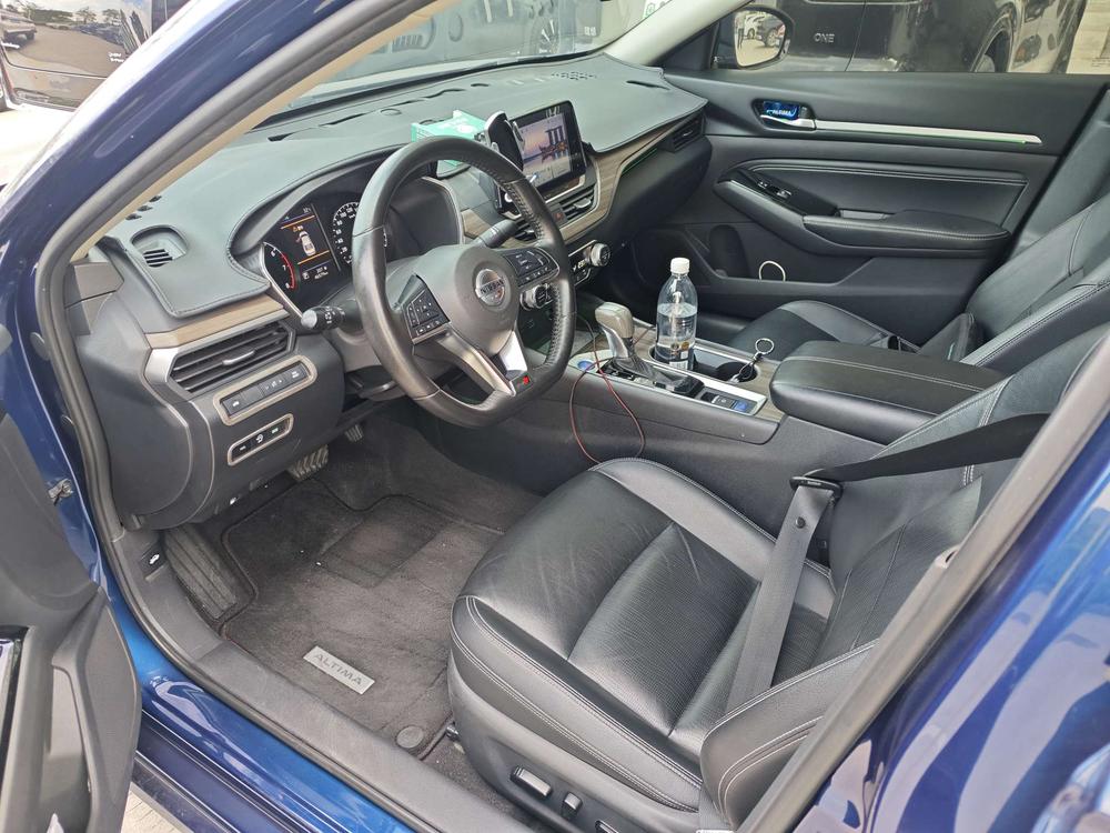 Nissan Teana