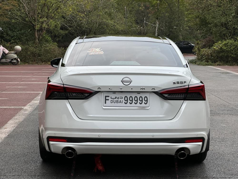 Nissan Teana
