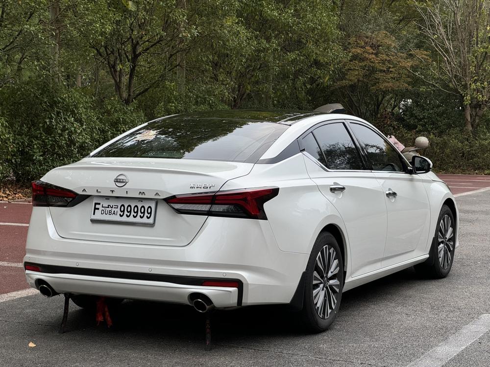 Nissan Teana