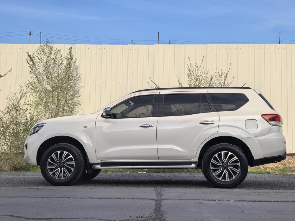 Nissan Terra