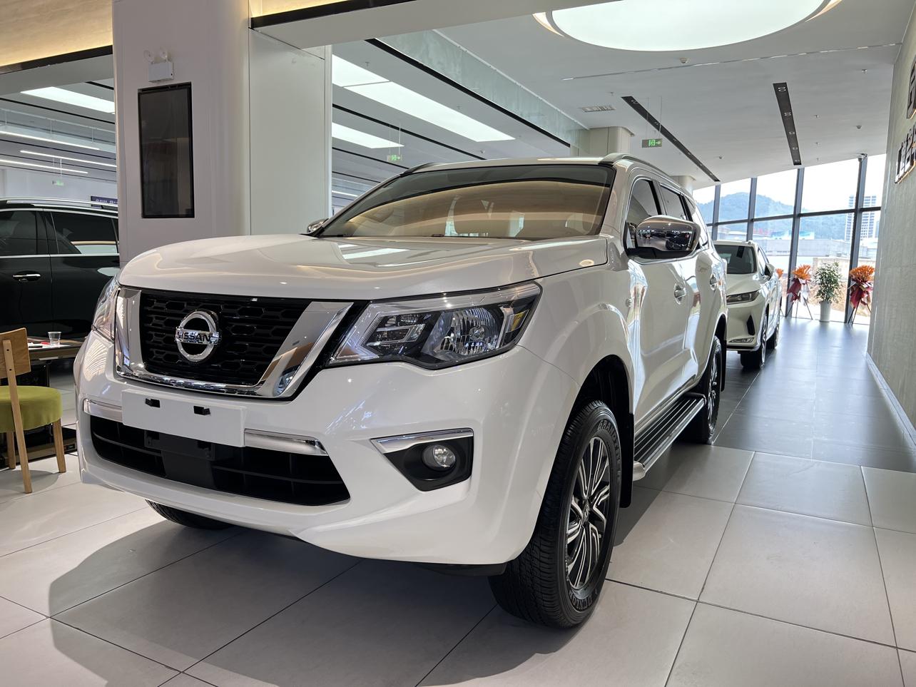 Nissan Terra
