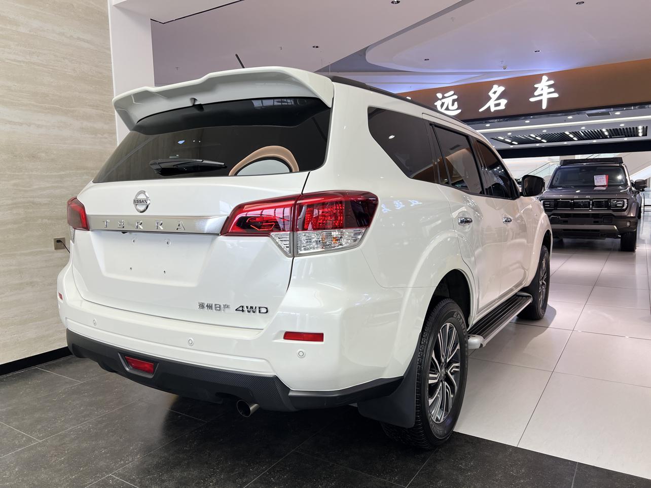 Nissan Terra