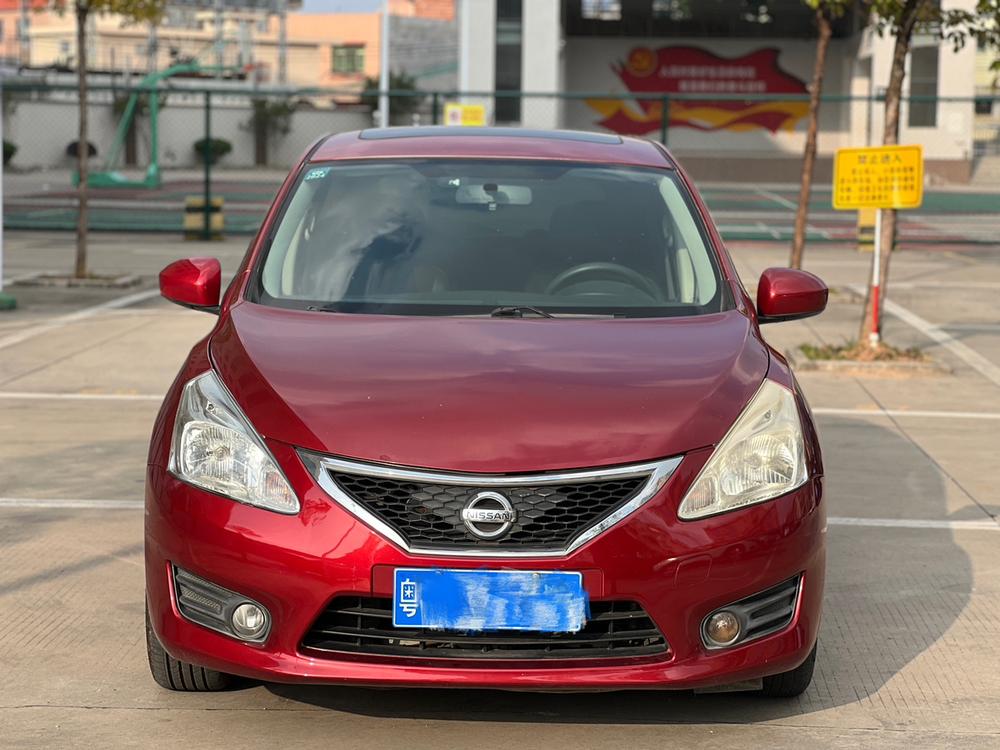 Nissan Tiida