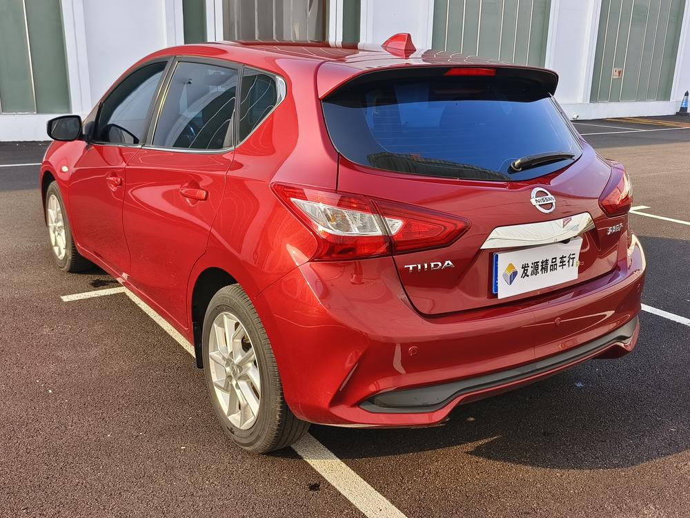 Nissan Tiida