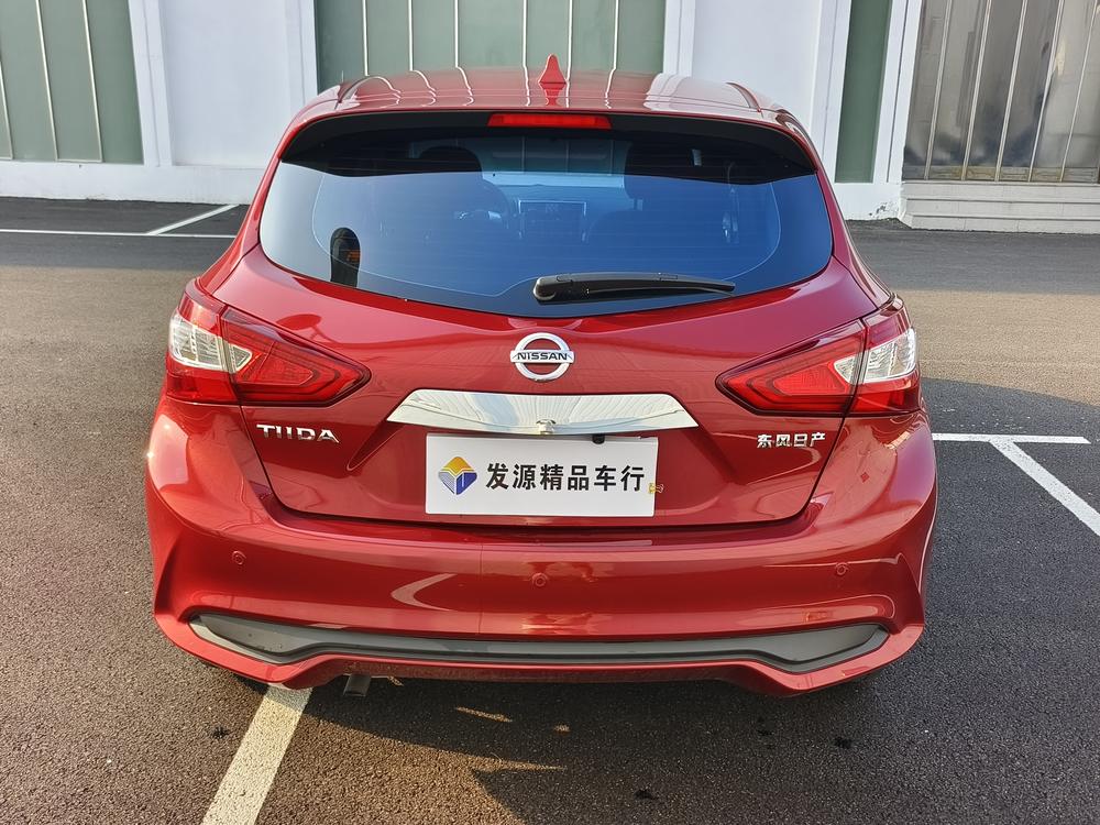 Nissan Tiida
