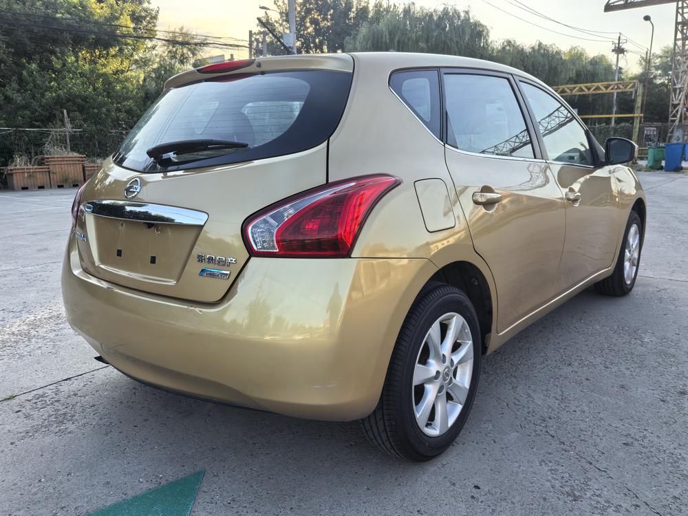 Nissan Tiida