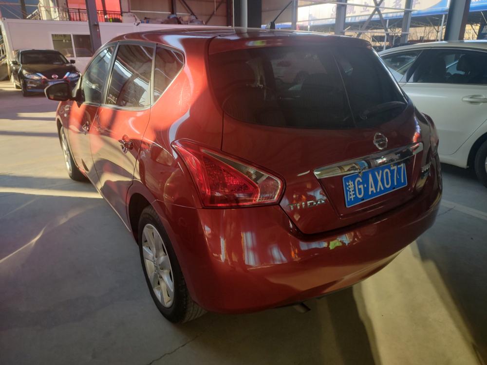 Nissan Tiida