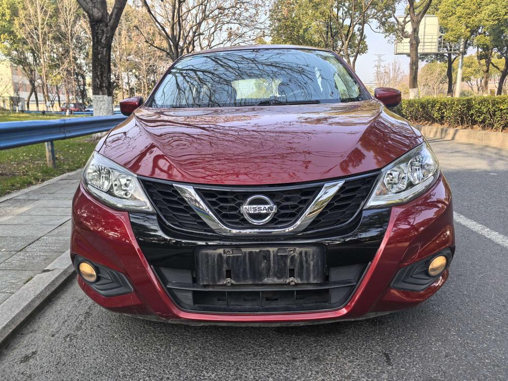 Nissan Tiida