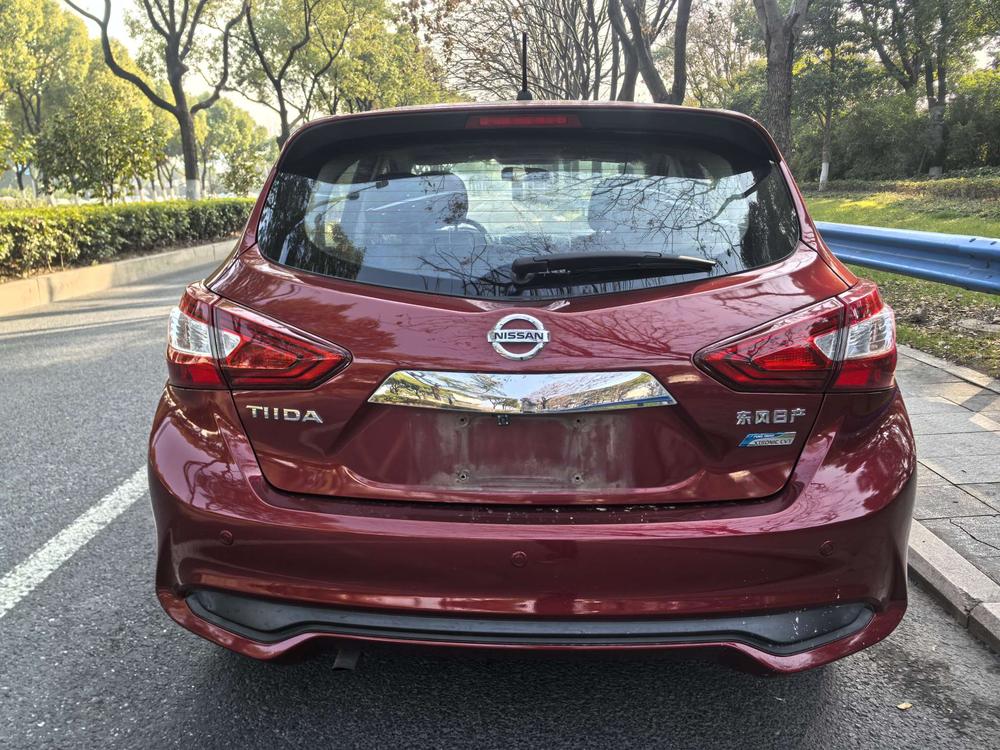 Nissan Tiida