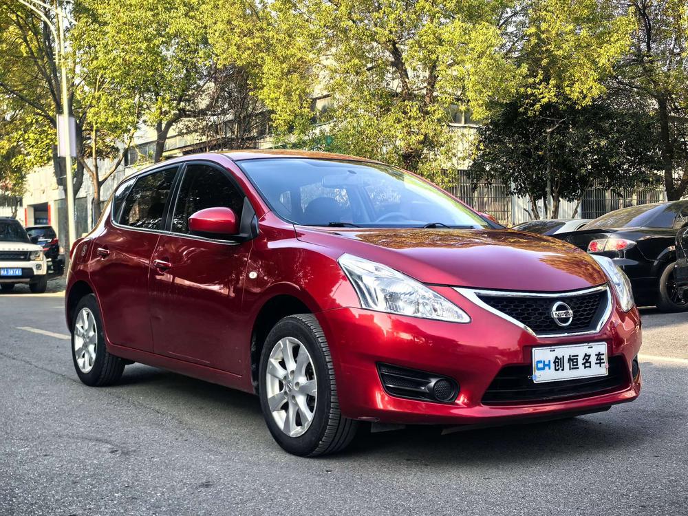 Nissan Tiida