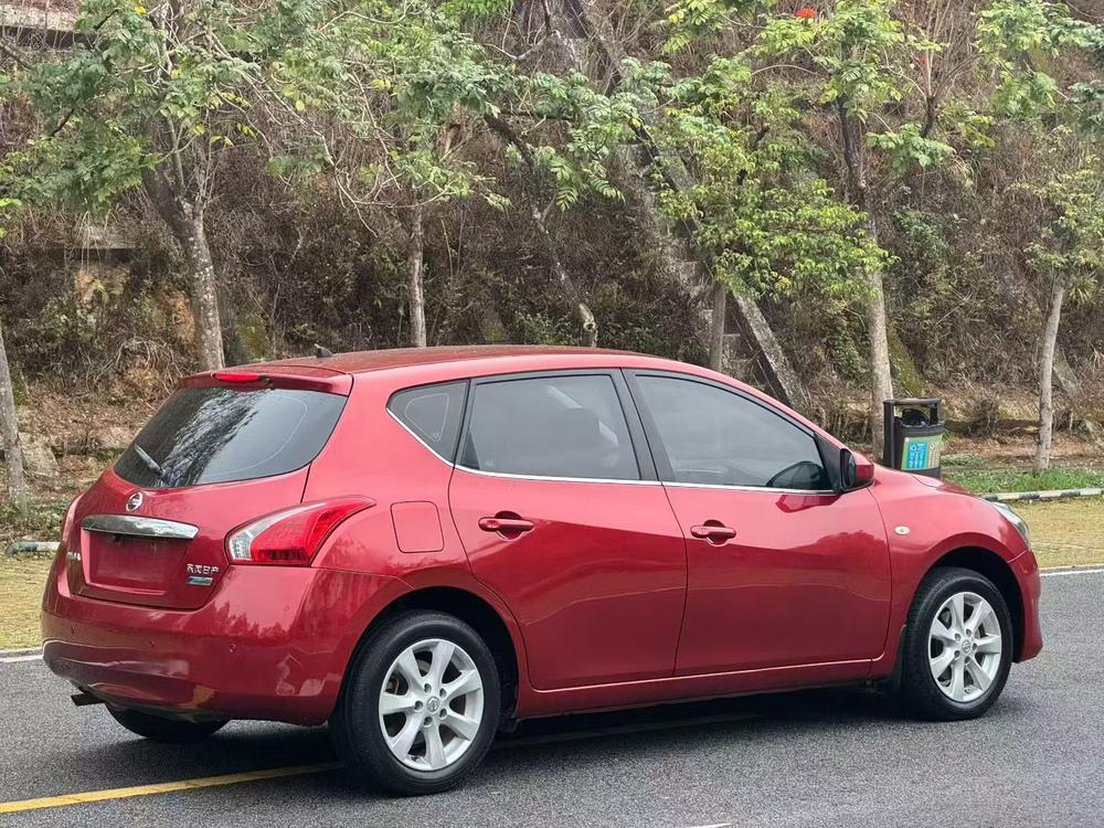 Nissan Tiida