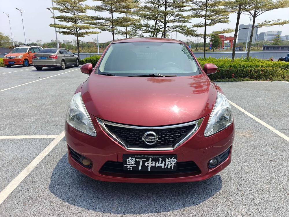 Nissan Tiida