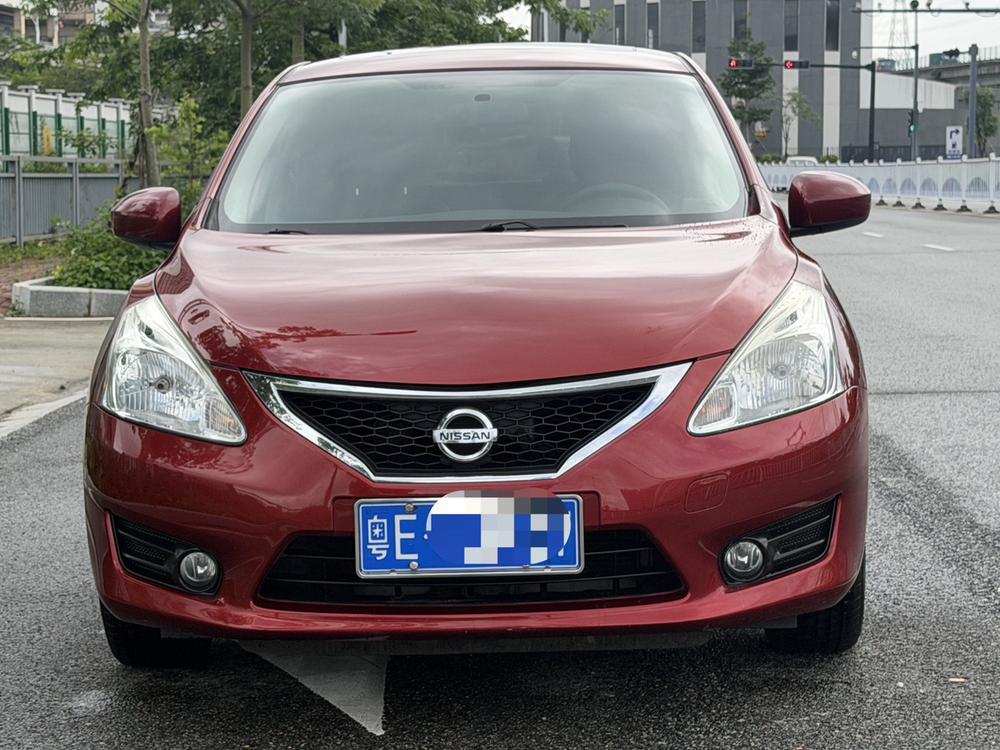 Nissan Tiida