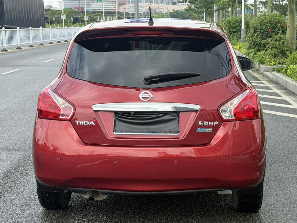 Nissan Tiida