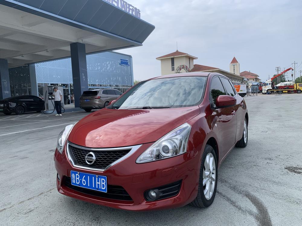 Nissan Tiida
