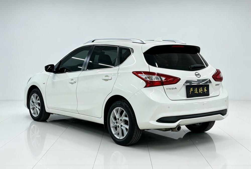 Nissan Tiida