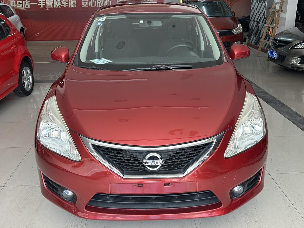 Nissan Tiida