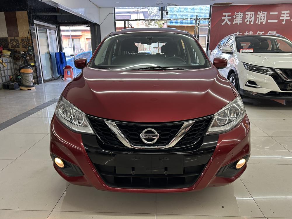 Nissan Tiida