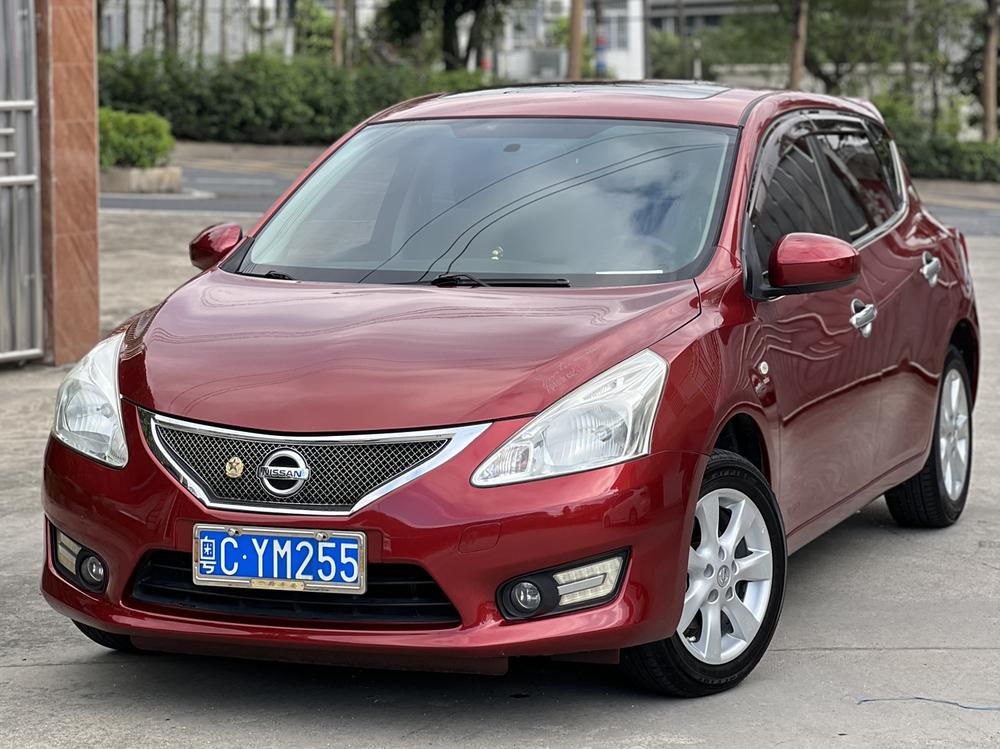 Nissan Tiida