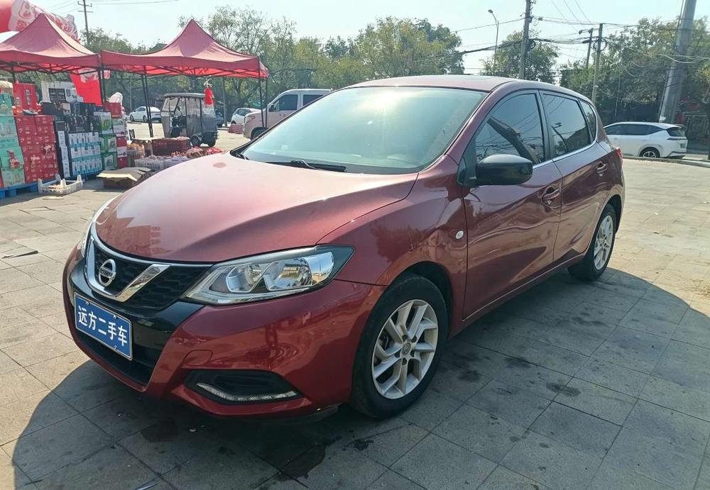 Nissan Tiida
