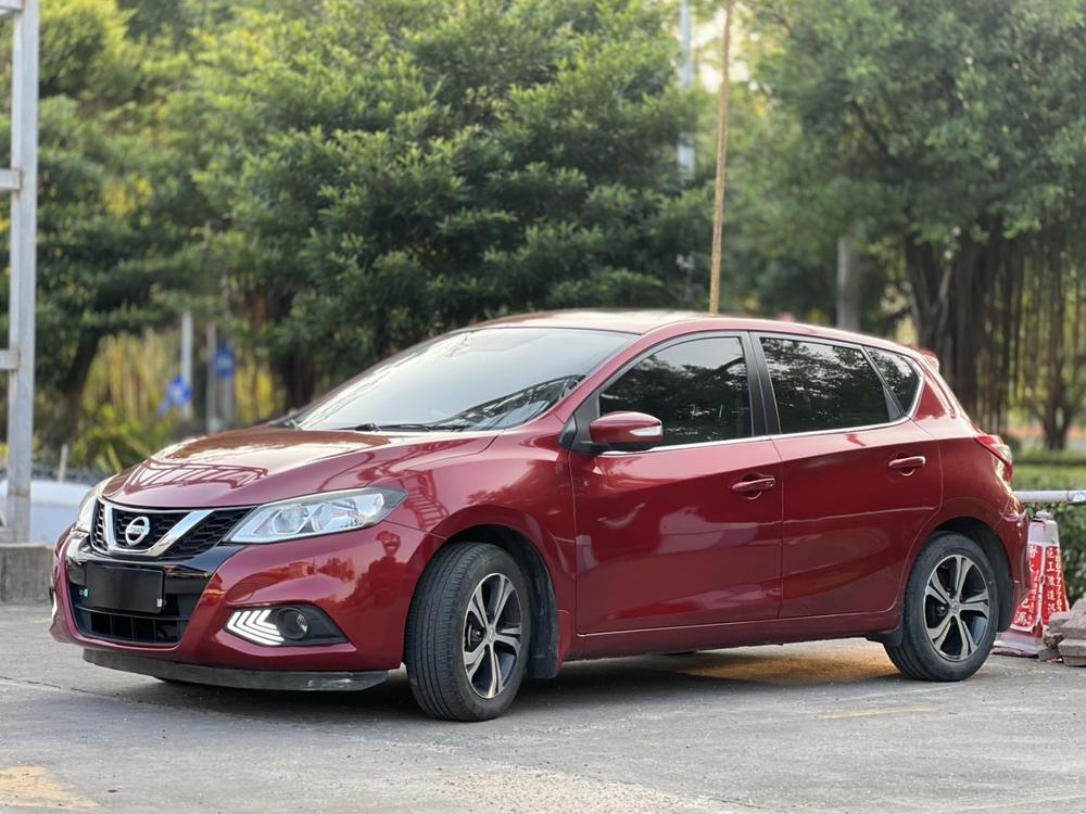 Nissan Tiida