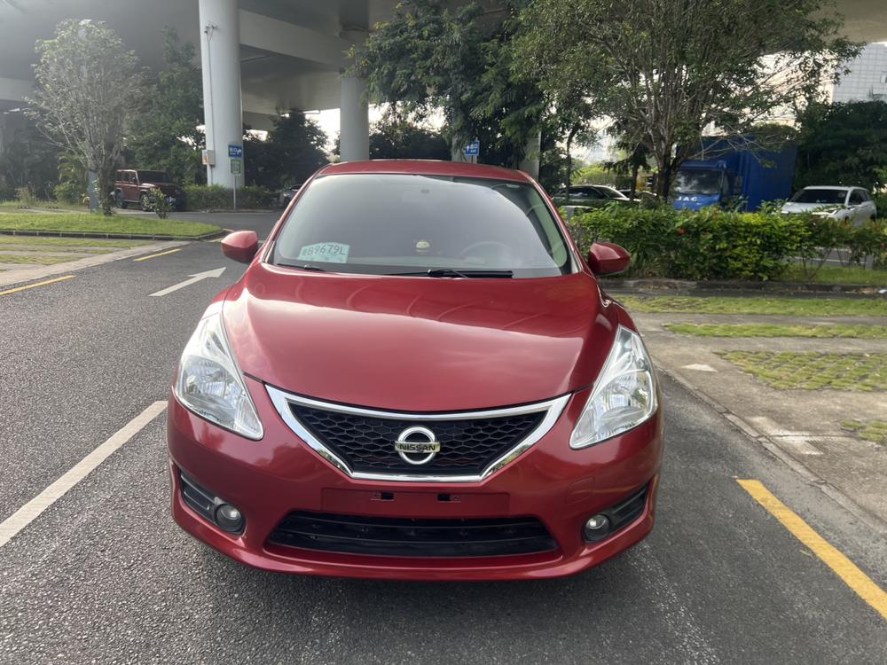 Nissan Tiida
