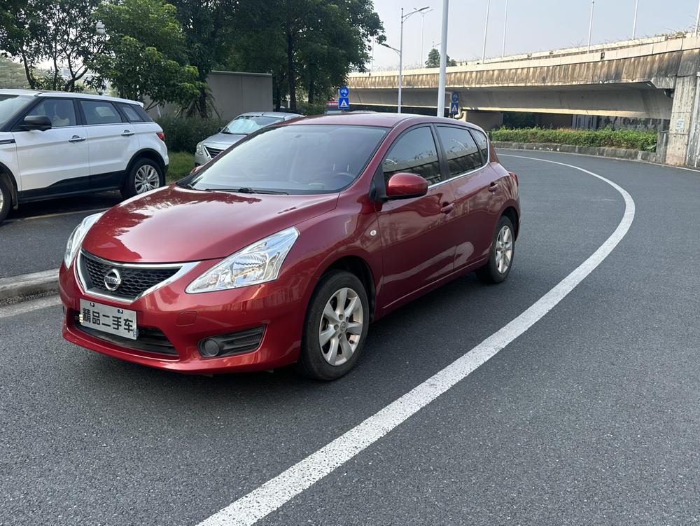 Nissan Tiida