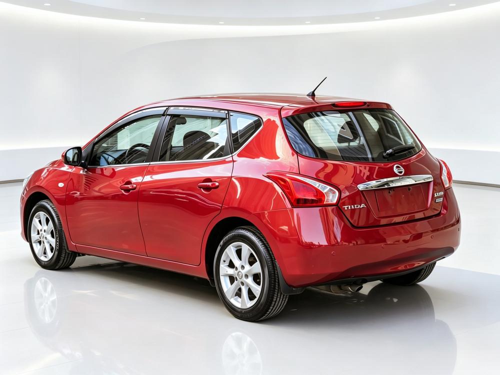 Nissan Tiida