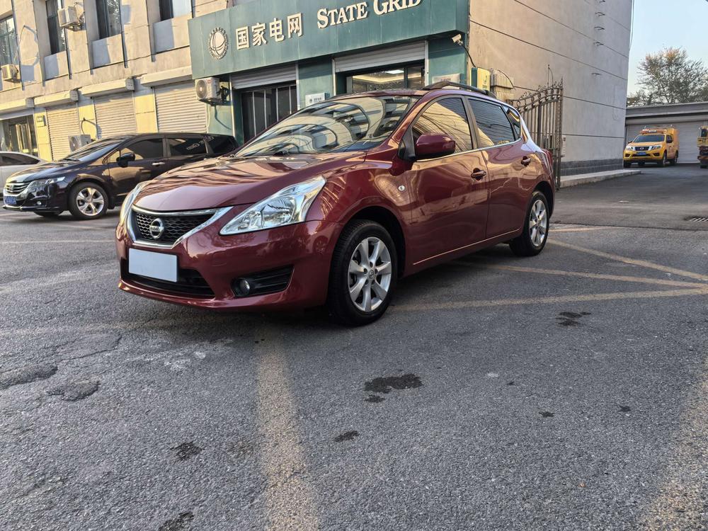 Nissan Tiida