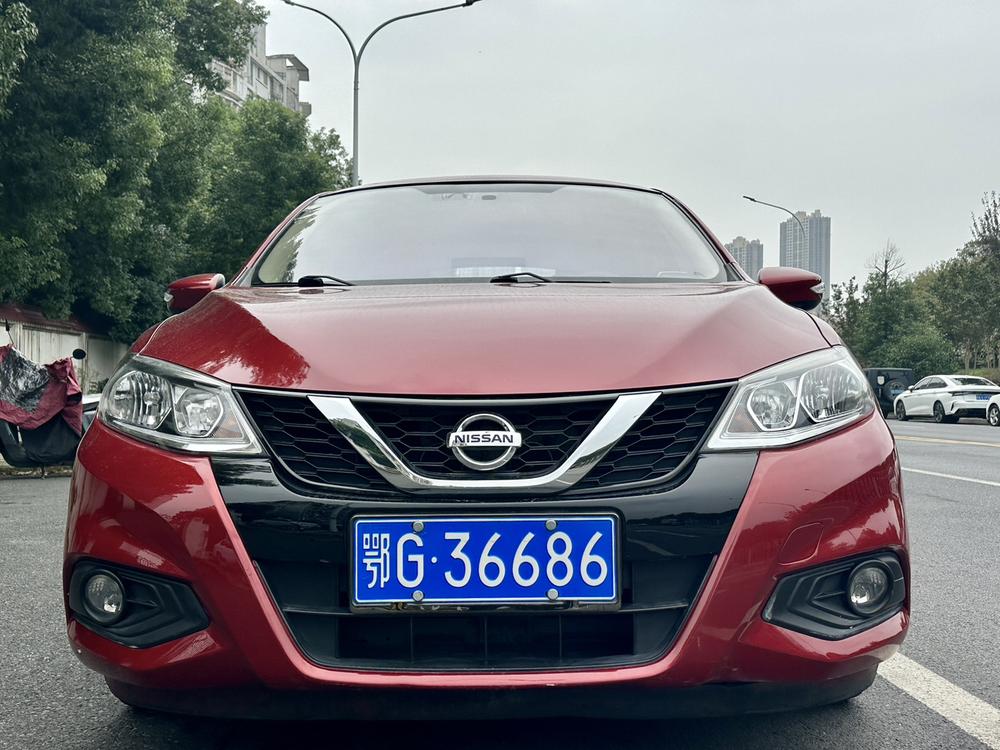 Nissan Tiida